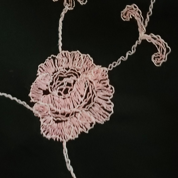 ⚡SALE⚡ Gorgeous Cropped Pants - Picture 5 of 8